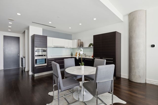 2408 Victory Park Lane 741, Dallas, TX 75219