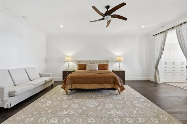 143 N Arnaz Drive 105, Beverly Hills, CA 90211