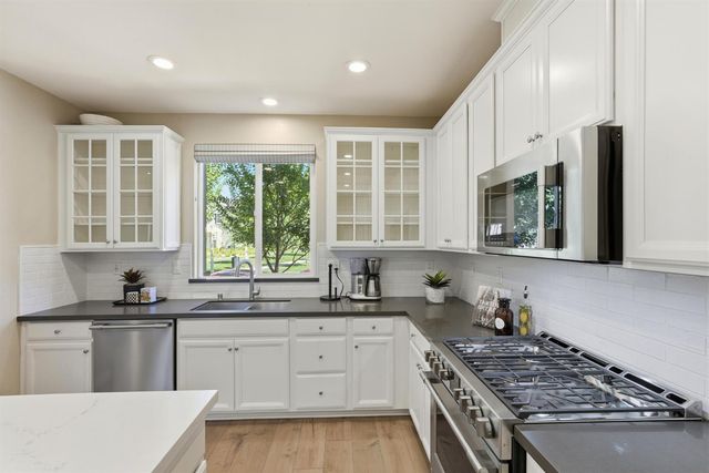 3137 Forney Way, Sacramento, CA 95816