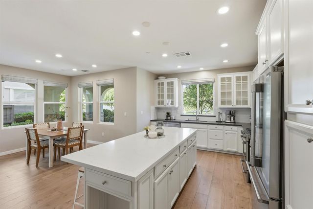 3137 Forney Way, Sacramento, CA 95816