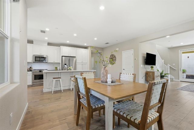 3137 Forney Way, Sacramento, CA 95816