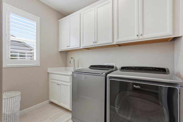3137 Forney Way, Sacramento, CA 95816