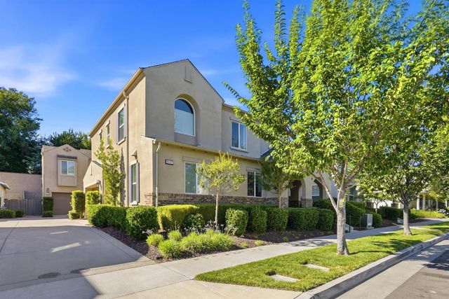 3137 Forney Way, Sacramento, CA 95816