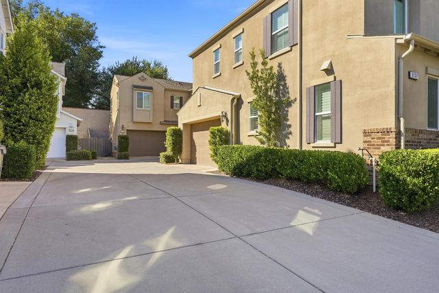 3137 Forney Way, Sacramento, CA 95816