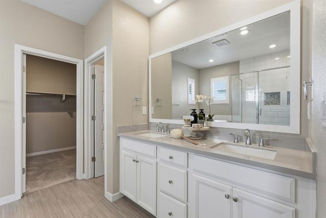 3137 Forney Way, Sacramento, CA 95816