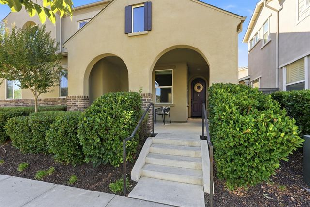 3137 Forney Way, Sacramento, CA 95816
