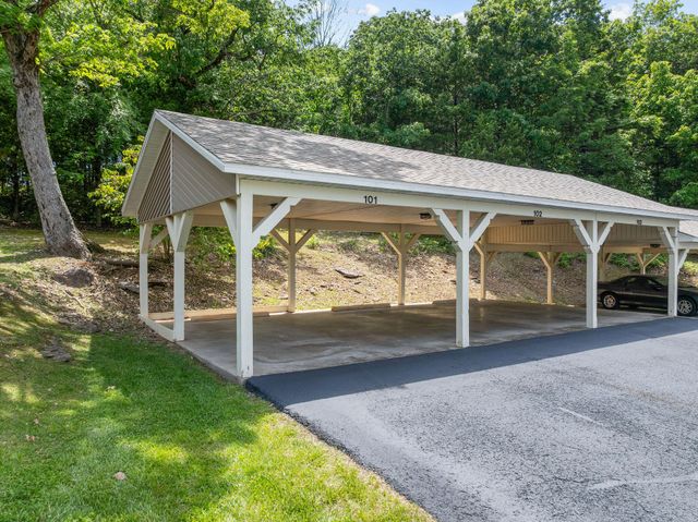 101 Westwood Drive 101, Kimberling City, MO 65686