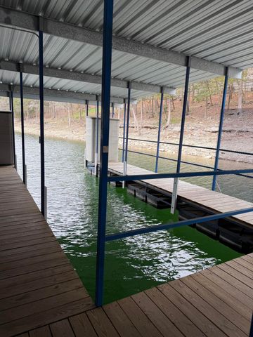 101 Westwood Drive 101, Kimberling City, MO 65686