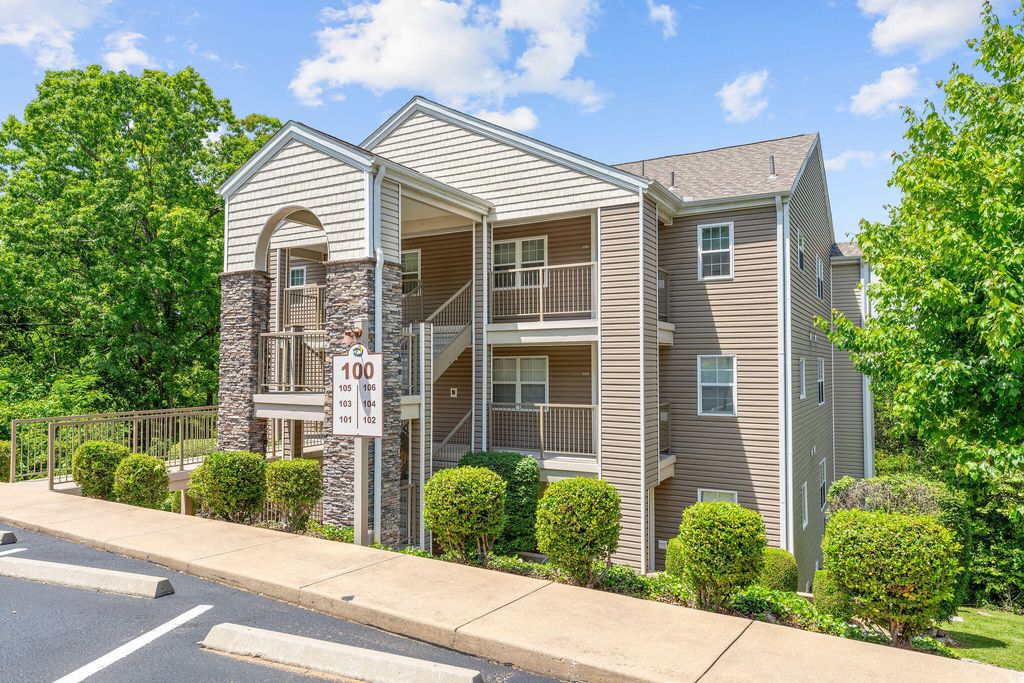 101 Westwood Drive 101, Kimberling City, MO 65686