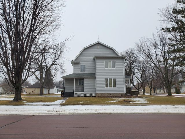 808 Adams Avenue, Westbrook, MN 56183