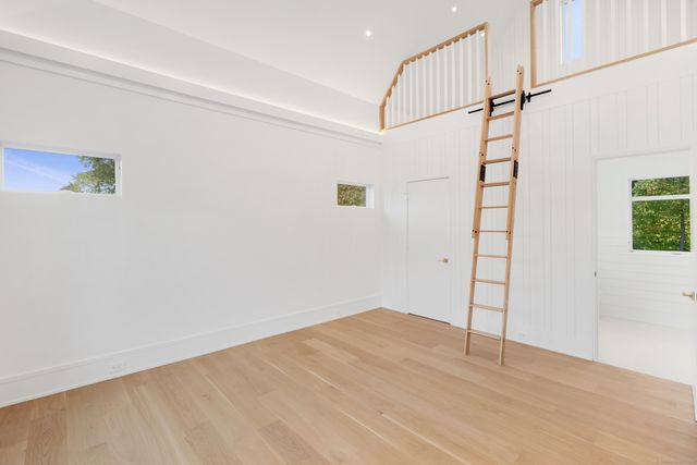 25 Dialstone Lane, Greenwich, CT 06878