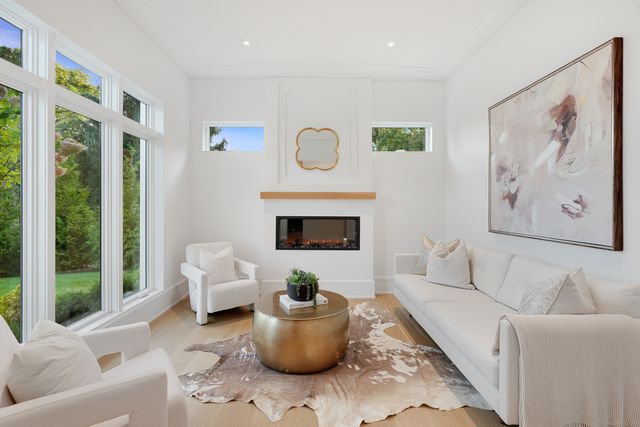 25 Dialstone Lane, Greenwich, CT 06878