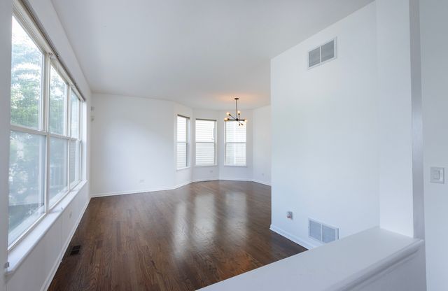 4257 N Kolmar Avenue, Chicago, IL 60641