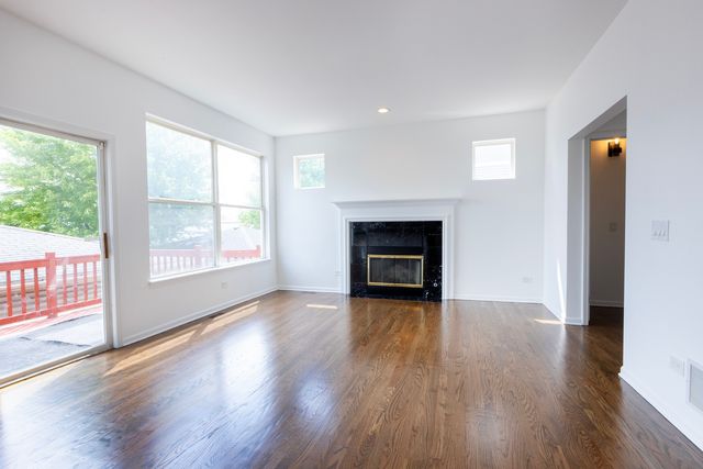 4257 N Kolmar Avenue, Chicago, IL 60641