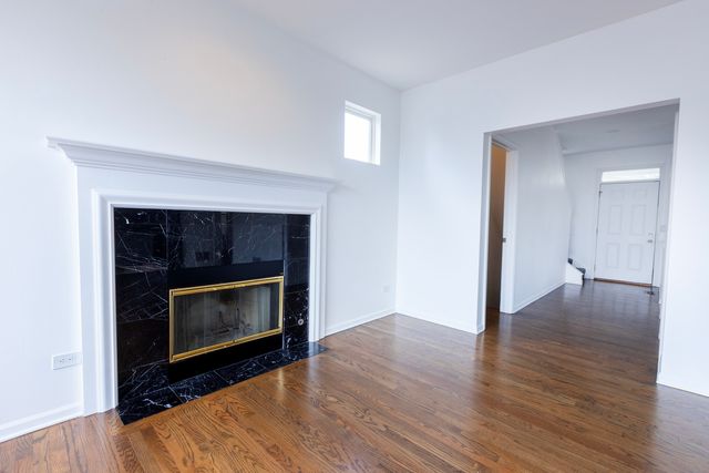 4257 N Kolmar Avenue, Chicago, IL 60641