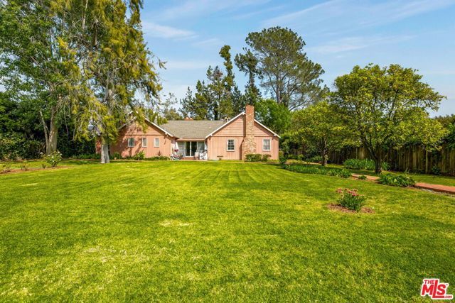 1639 Mandeville Canyon Road, Los Angeles, CA 90049