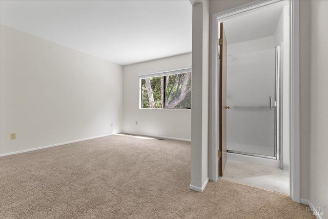 920 Shady Oak Dr, Santa Rosa, CA 95404