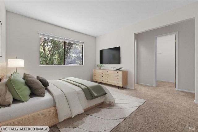 920 Shady Oak Dr, Santa Rosa, CA 95404