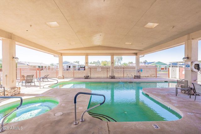 2263 N TREKELL Road 48, Casa Grande, AZ 85122