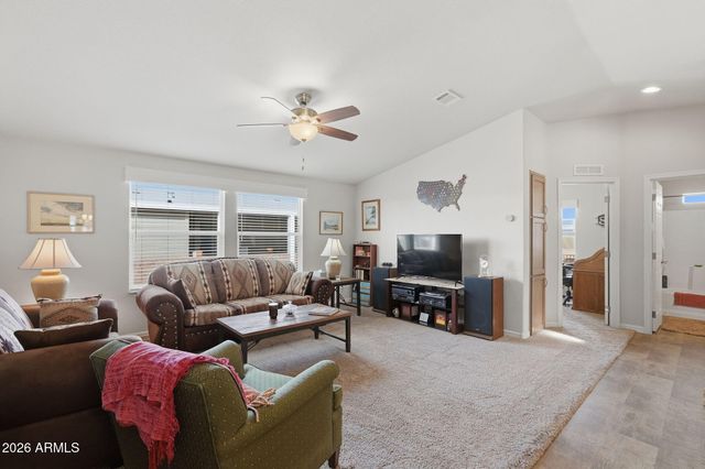 2263 N TREKELL Road 48, Casa Grande, AZ 85122