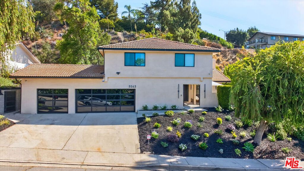 3243 Kirkham Drive, Glendale, CA 91206 — exterior