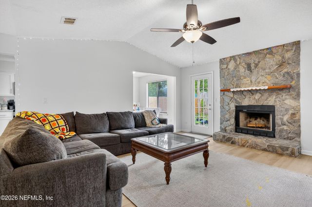 3651 LUMBERJACK Circle N, Jacksonville, FL 32223