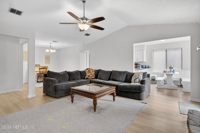 3651 LUMBERJACK Circle N, Jacksonville, FL 32223