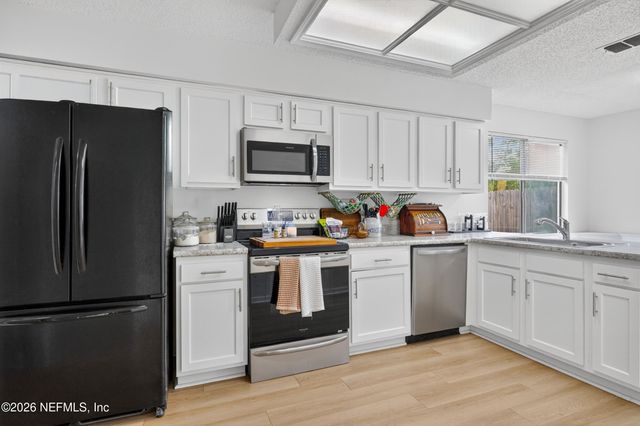 3651 LUMBERJACK Circle N, Jacksonville, FL 32223