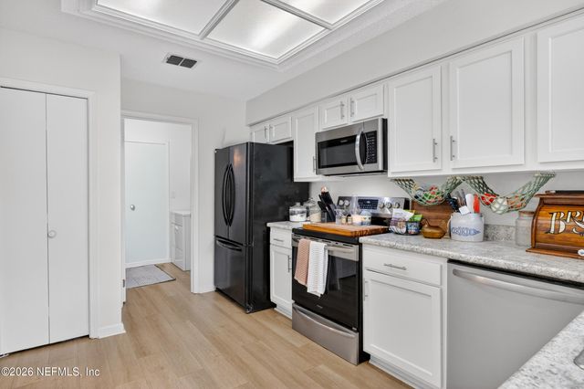 3651 LUMBERJACK Circle N, Jacksonville, FL 32223