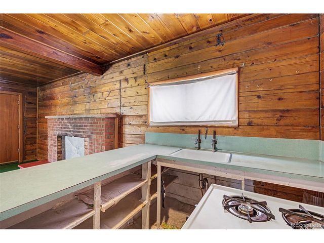 176 Artesian Dr, Eldorado Springs, CO 80025
