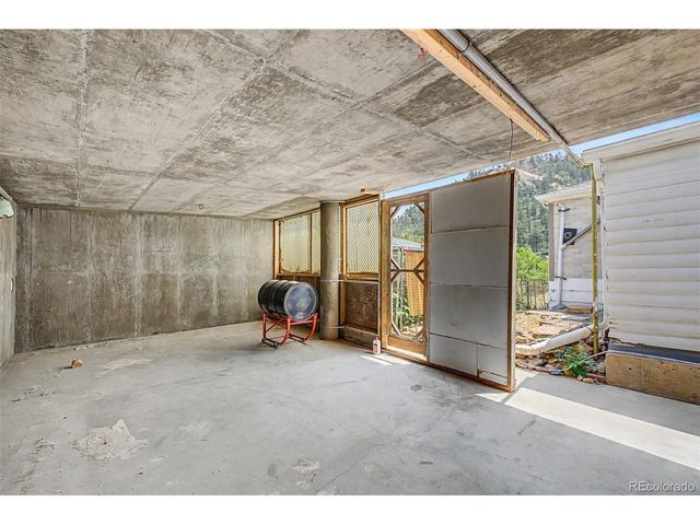 176 Artesian Dr, Eldorado Springs, CO 80025