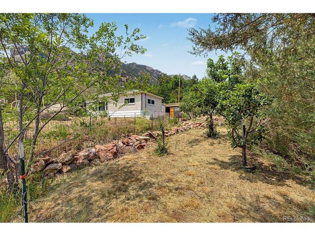 176 Artesian Dr, Eldorado Springs, CO 80025