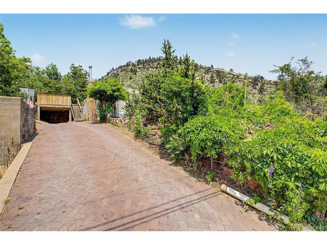 176 Artesian Dr, Eldorado Springs, CO 80025