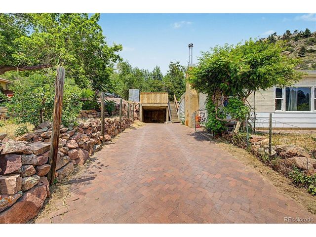 176 Artesian Dr, Eldorado Springs, CO 80025