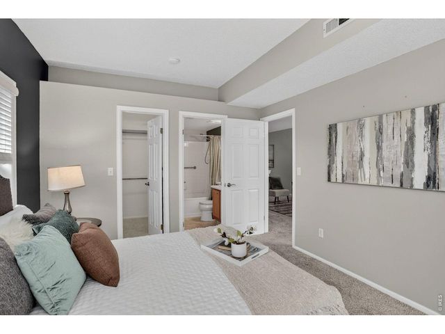7492 Singing Hills Dr, Boulder, CO 80301