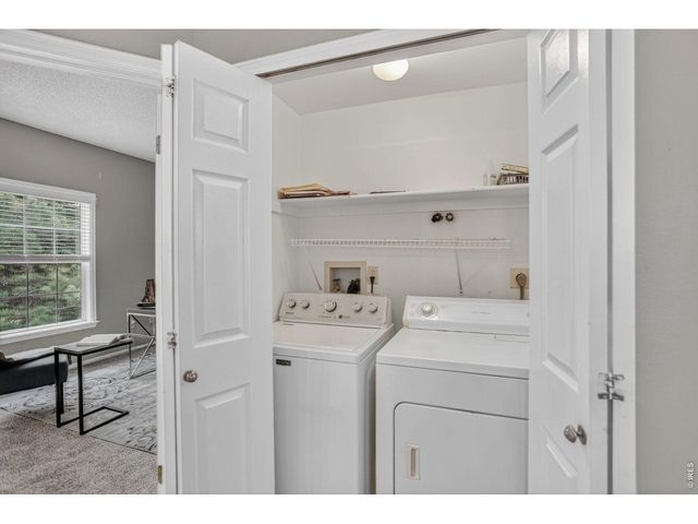7492 Singing Hills Dr, Boulder, CO 80301