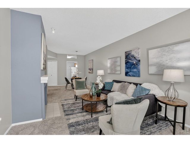 7492 Singing Hills Dr, Boulder, CO 80301