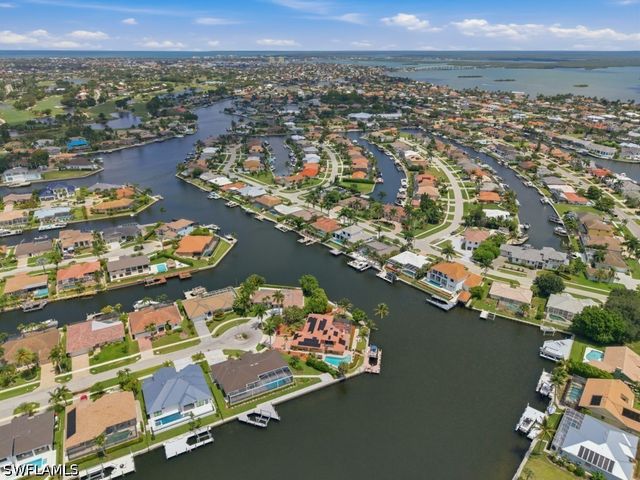197 Gulfport CT, Marco Island, FL 34145