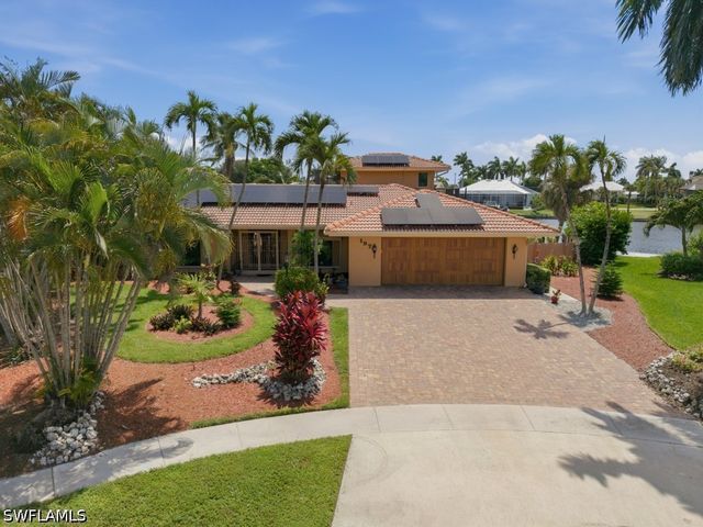 197 Gulfport CT, Marco Island, FL 34145