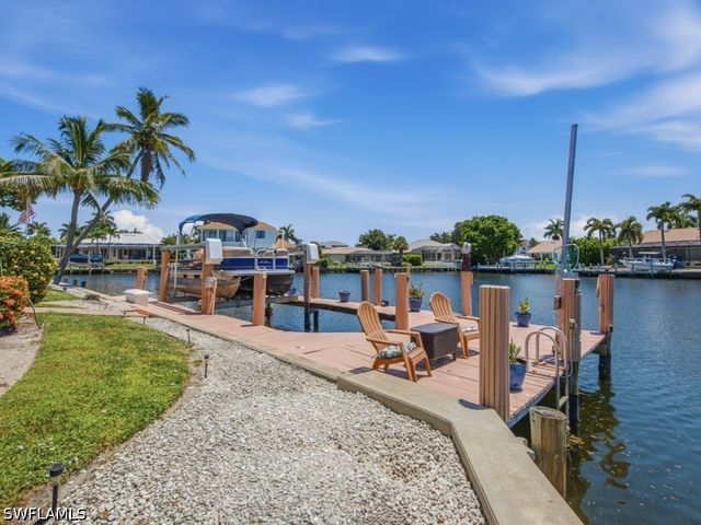 197 Gulfport CT, Marco Island, FL 34145