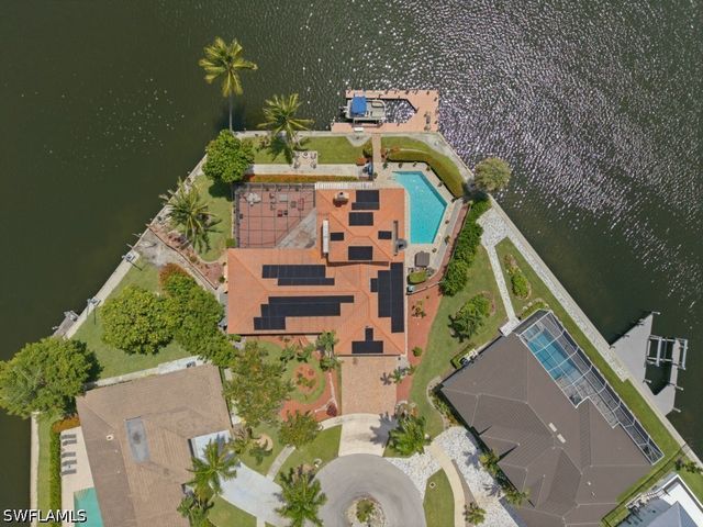 197 Gulfport CT, Marco Island, FL 34145