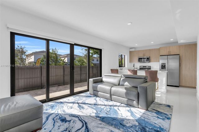 229 NW 12th, Florida City, FL 33034