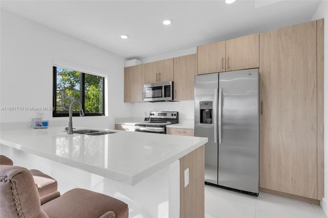 229 NW 12th, Florida City, FL 33034