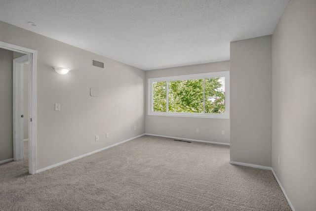 1005 W 105th Street, Bloomington, MN 55431