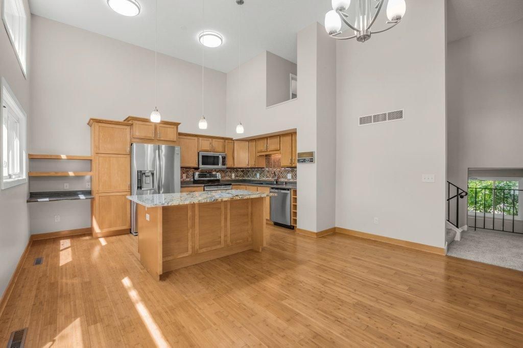 1005 W 105th Street, Bloomington, MN 55431 — photo 5