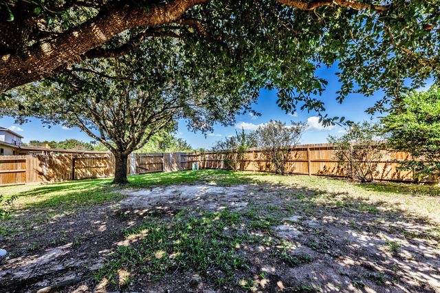 28814 Red River Loop, Spring, TX 77386