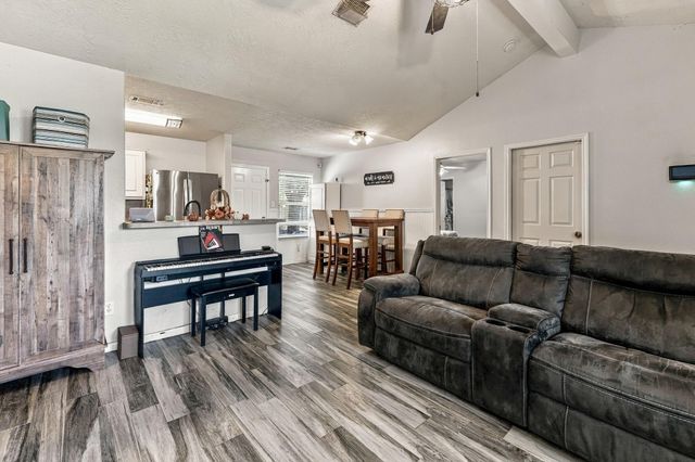 28814 Red River Loop, Spring, TX 77386