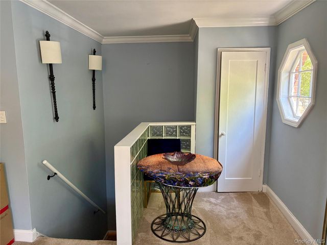 260-25 73rd Avenue, Glen Oaks, NY 11004
