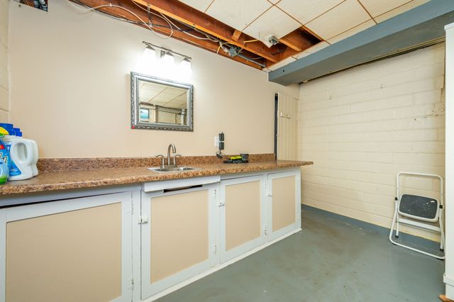 2910 36th Street, Des Moines, IA 50310