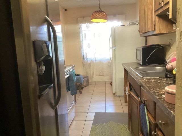 3161 NW 47th Terrace 317, Lauderdale Lakes, FL 33319